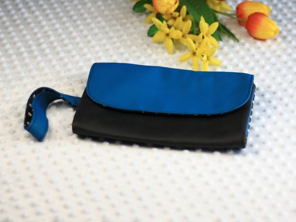 blueBlackBag0_1