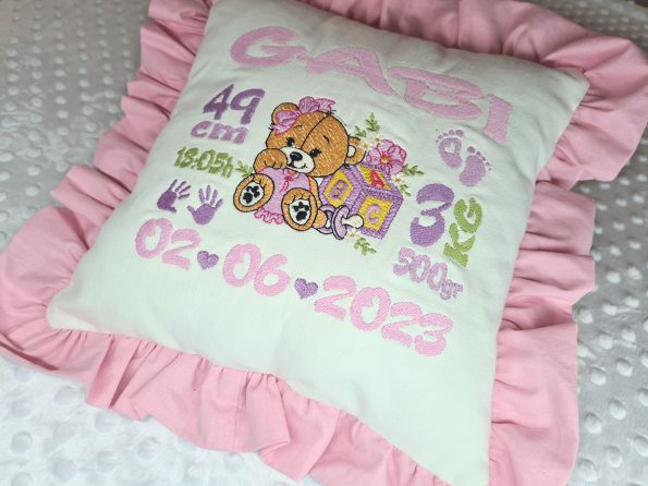 gabipillow3